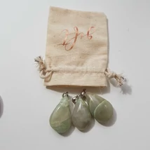 Csepp medál garnierit