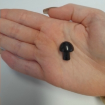 Fekete obszidián masszírozó gomba 21*16mm