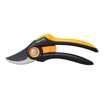 Fiskars Plus mellévágó metszőolló P521