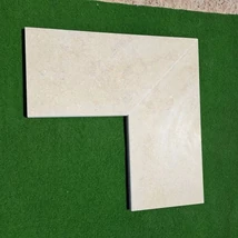 Mészkő antikolt lekerekített medence szegély sarok elem 100*30*2 cm