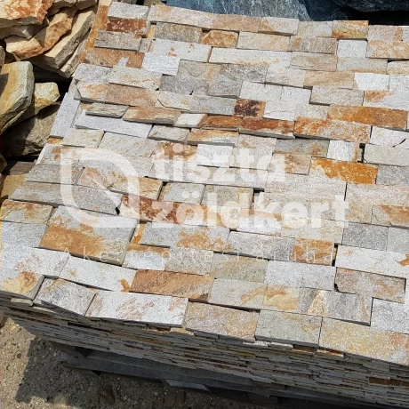 Őszibarack Gneisz szabályos burkoló   1 m2