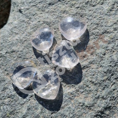 Hegyikristály szív kicsi 3-4 cm
