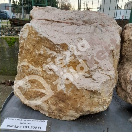 Bakonyi szikla- egyedi óriás MÉRŐS